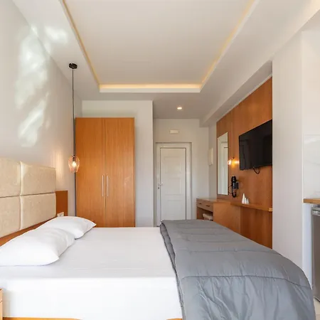 Apart-hotel Bay 2*